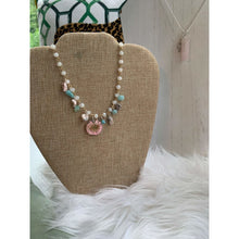Load image into Gallery viewer, Stones and flowers - Stone and Flower Necklace
